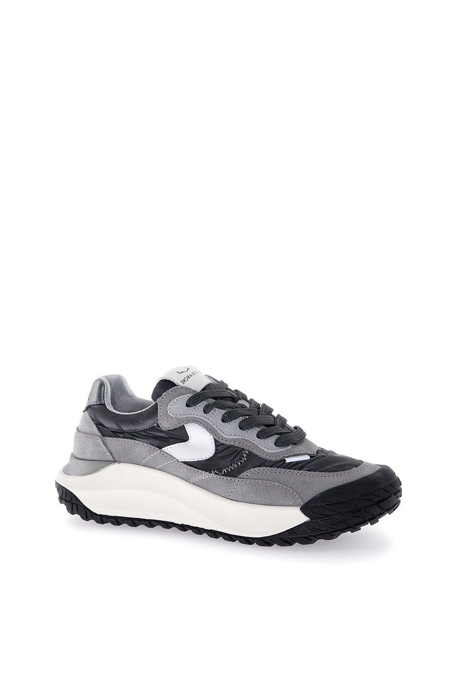 Sneakers Voile Blance black silver club act
