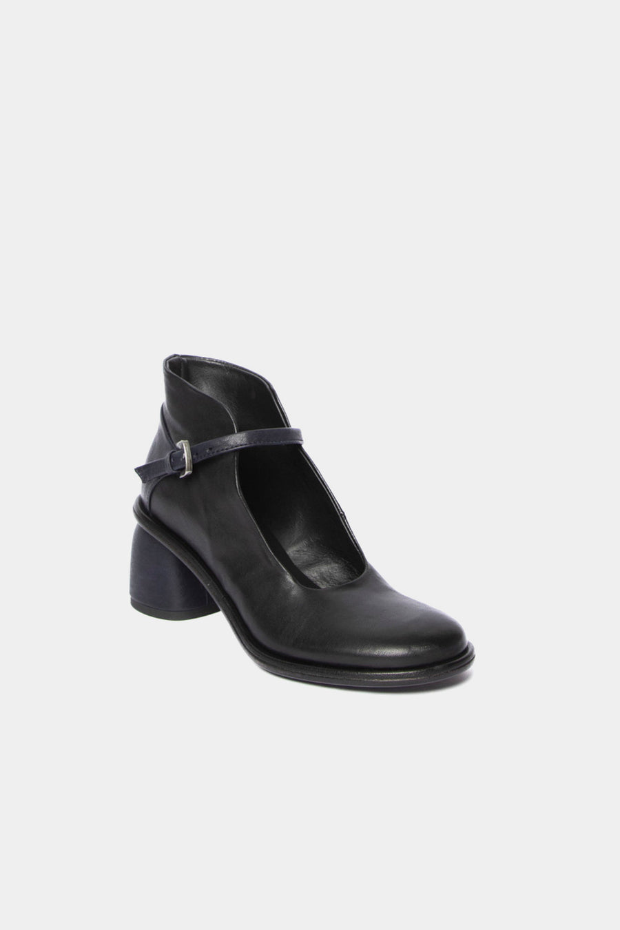 Scarpa accollata Ernesto Dolani con cinturini nero blu 9dsib05